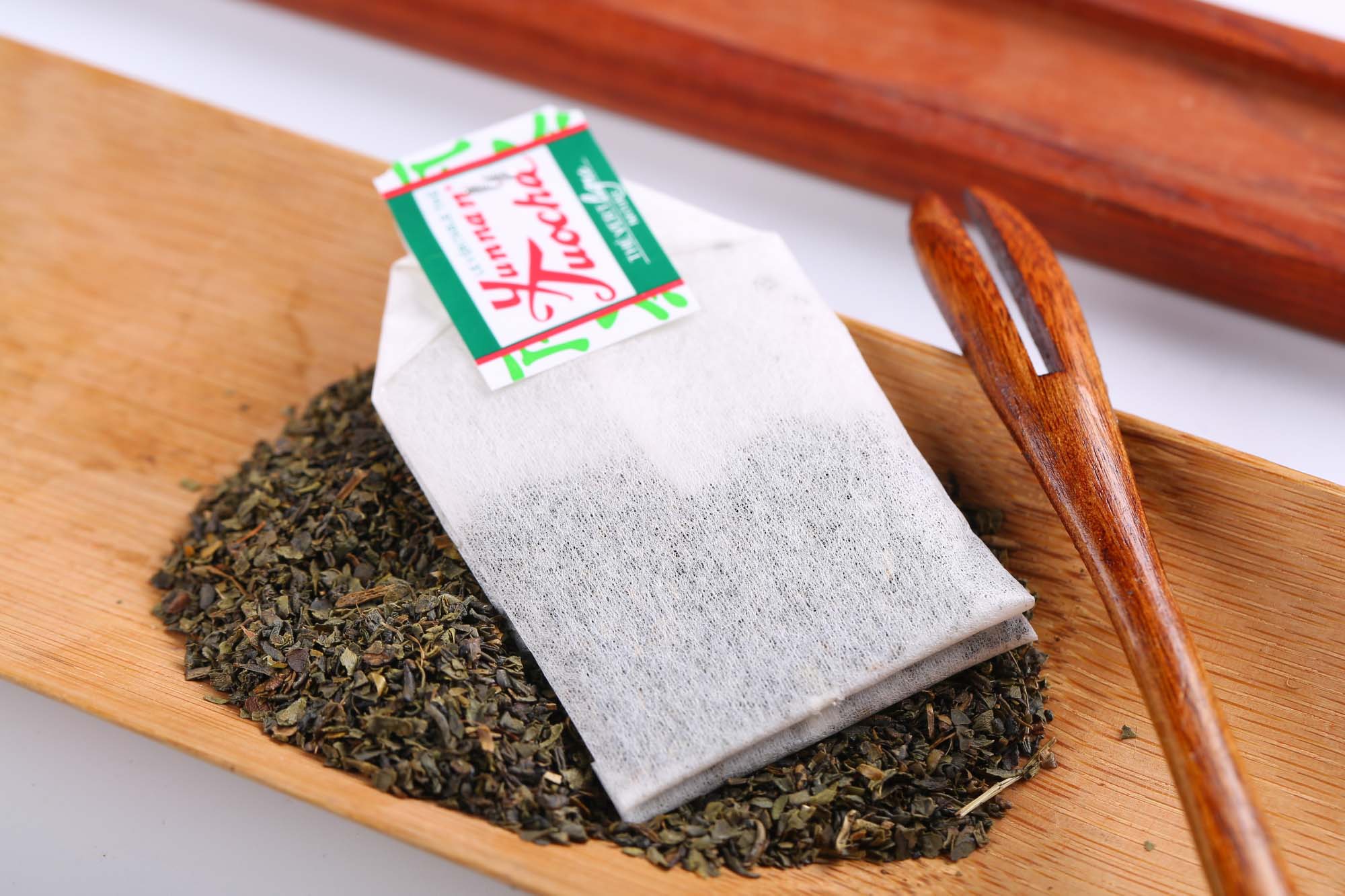 【鄒記雲南沱茶|Zouji Yunnan Tuocha】プーアル生茶 1箱×20袋 無農薬・無添加 スッキリ飲み口 雲南六大茶山産