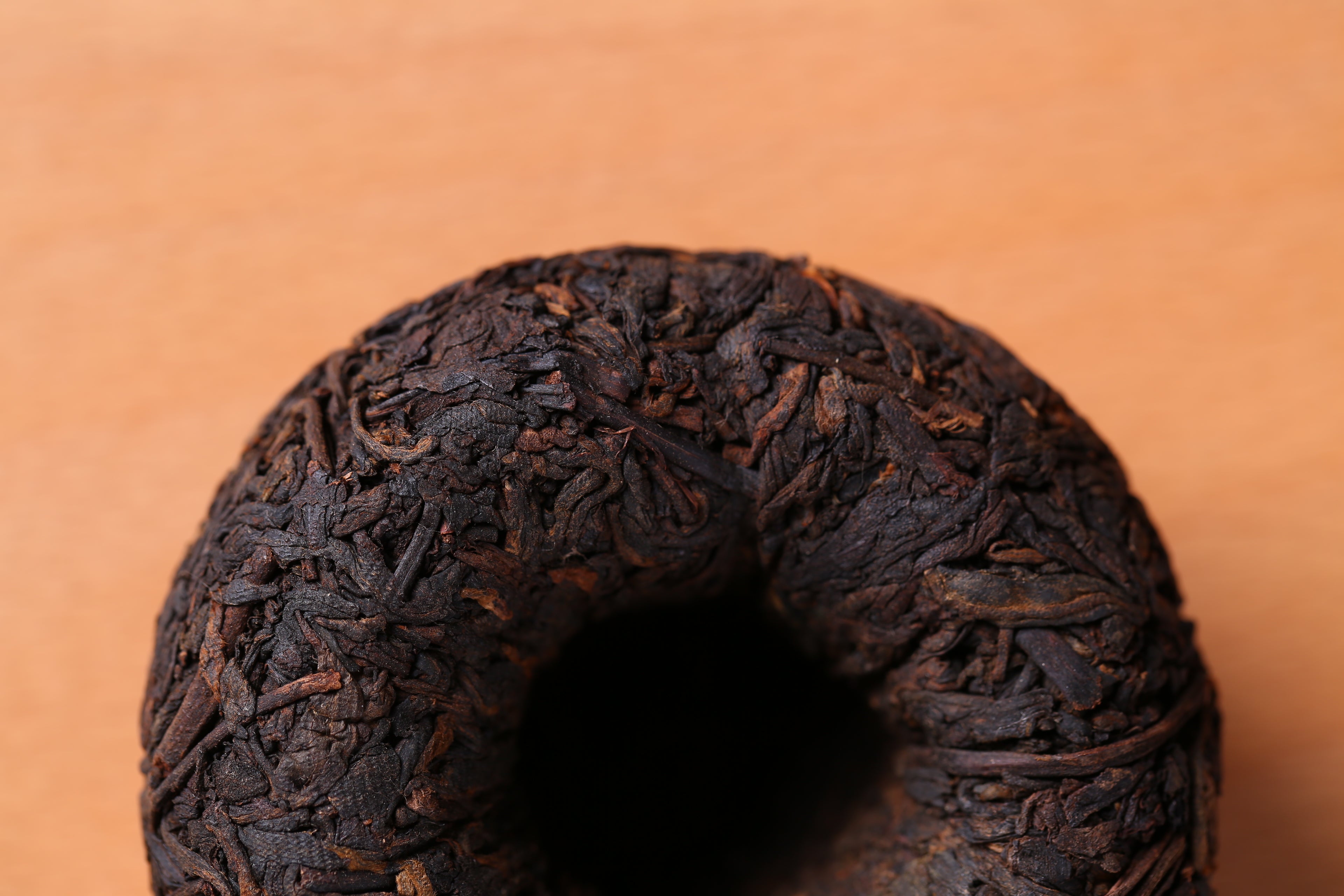 【鄒記雲南沱茶|Zouji Yunnan Tuocha】プーアル熟茶巣 2018年版 100g 無農薬・無添加 3年自然発酵 スッキリ飲み口 雲南六大茶山産